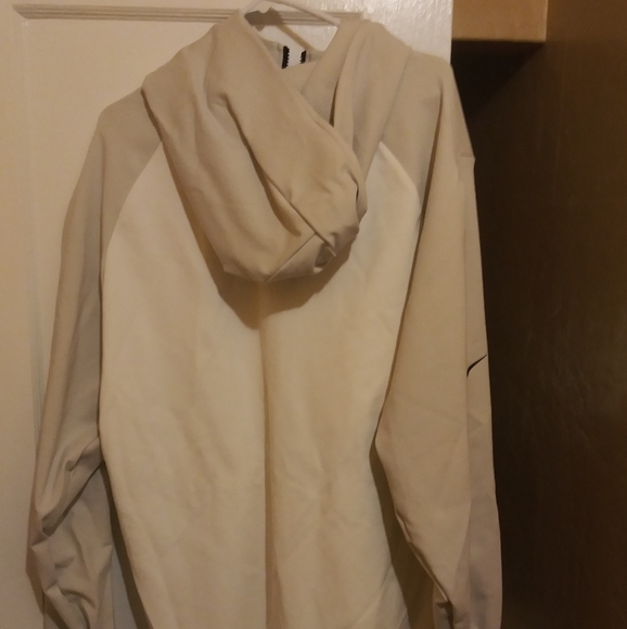 Nike jacket - Picture 2 of 2